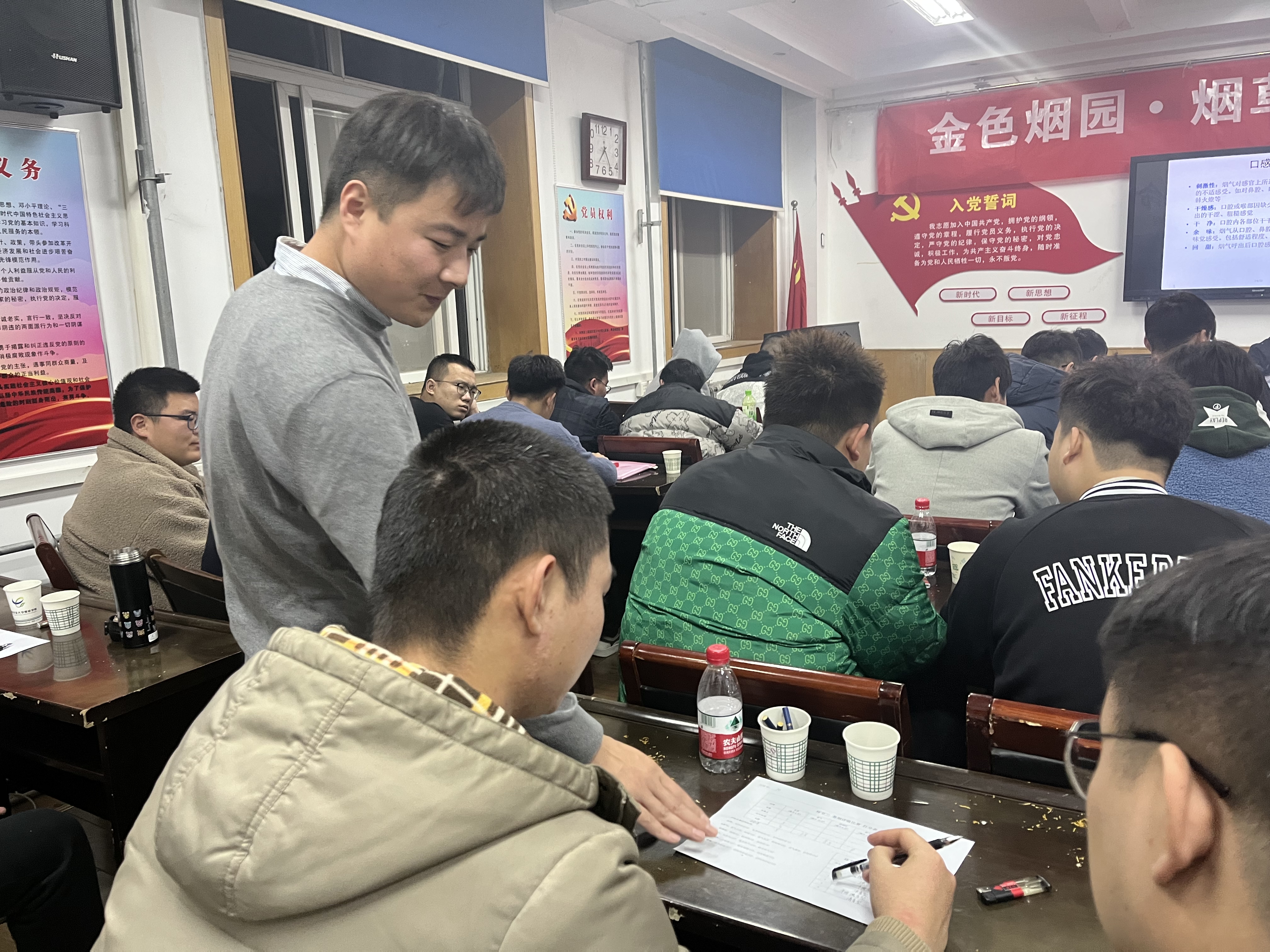 德州扑克小游戏